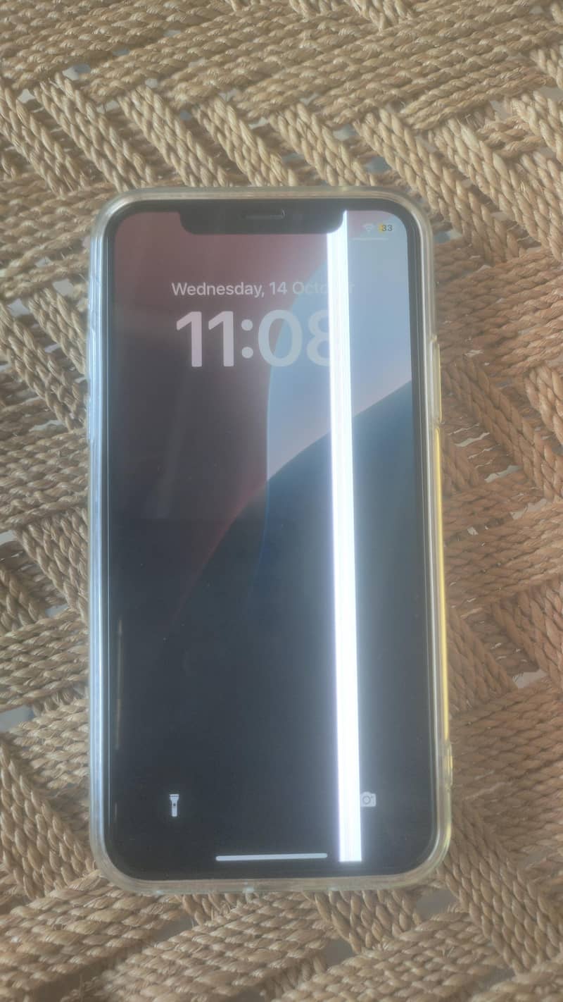 Apple iPhone X 4