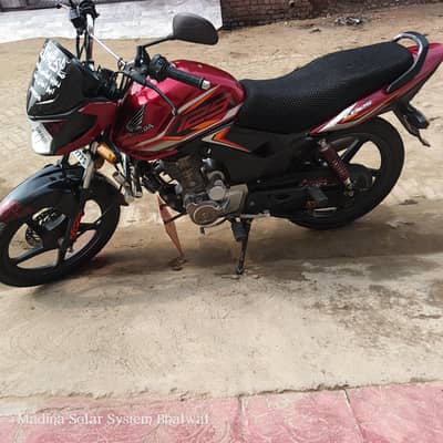 Honda CB125F Self Start Red Color