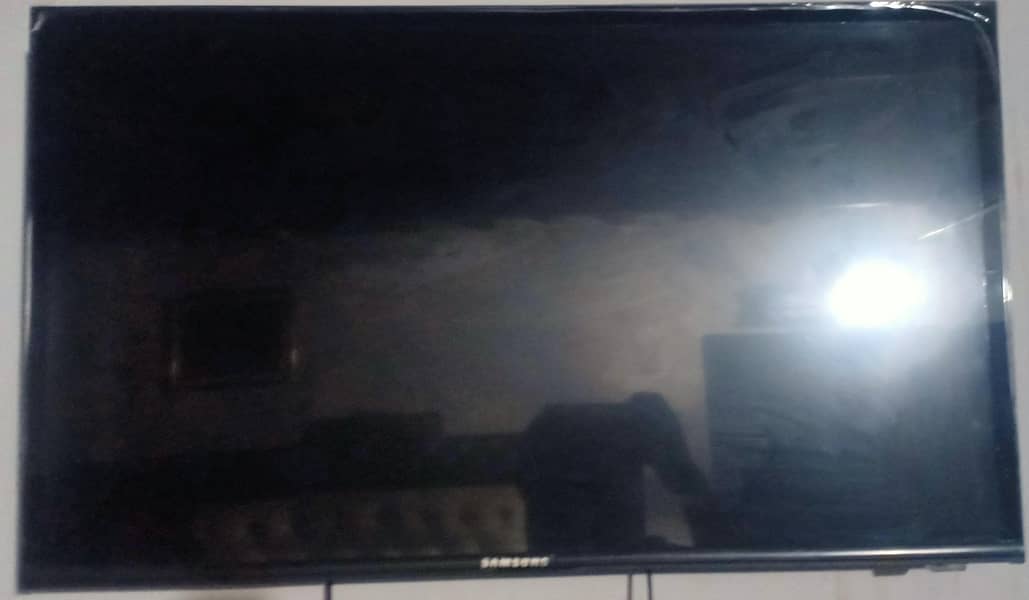 Led 32 inch Android 0