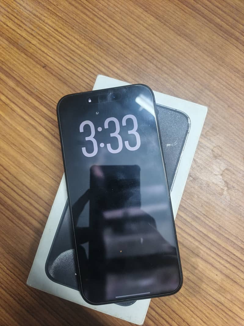 Apple iPhone 15 Pro Max 0