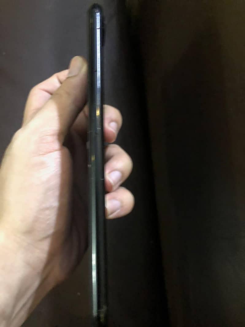 Apple iPhone 7 Plus 2