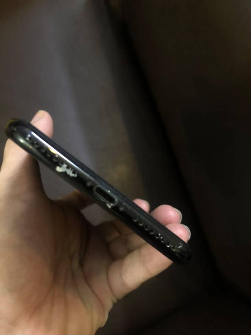 Apple iPhone 7 Plus 3