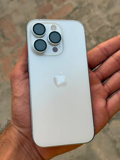 Iphone 14 pro jv 10 by 10 condition