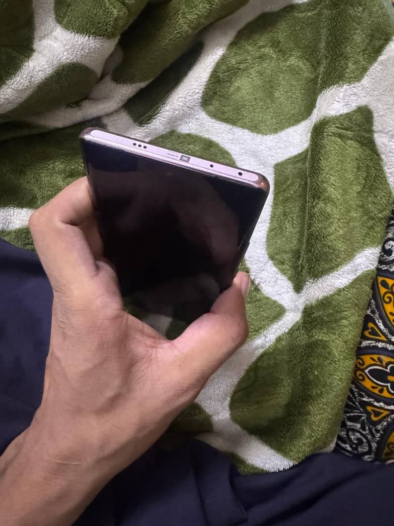 Infinix Zero 40 6