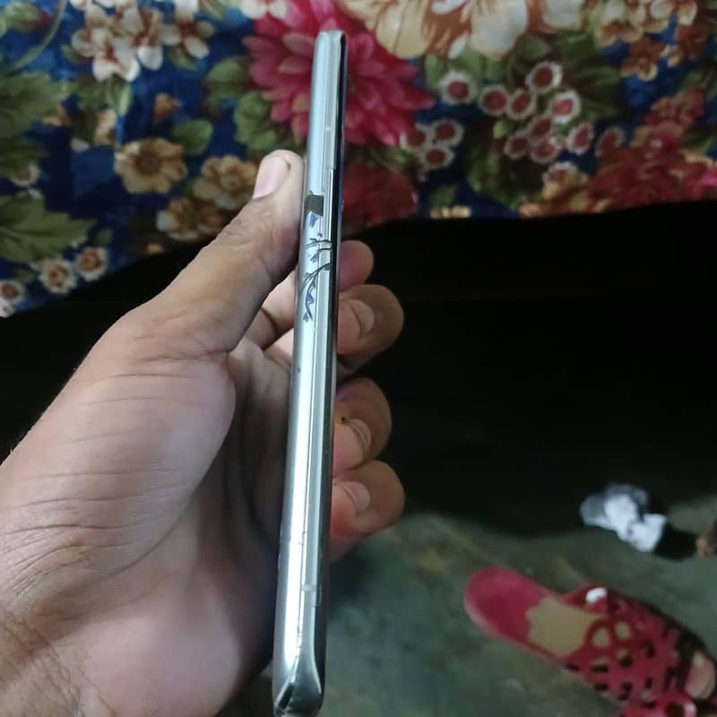 One Plus 9 6