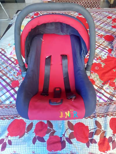 baby carrier  look like new