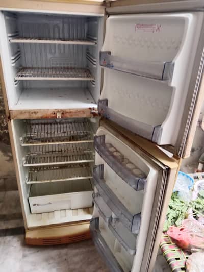 Refrigerator for sale