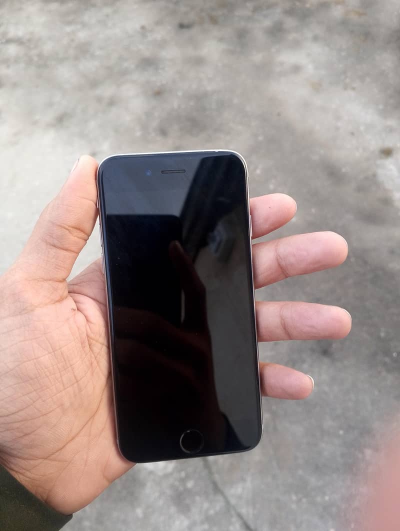 Apple iPhone 6S 0