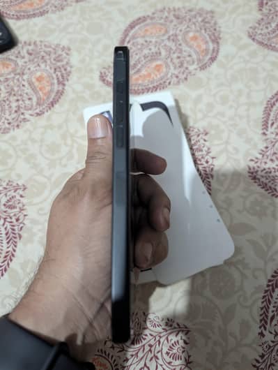 Apple iPhone 16 Pro Max factory unlocked 256 91BH with box