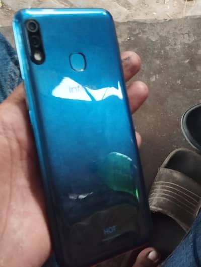 Infinix Hot 8 Lite