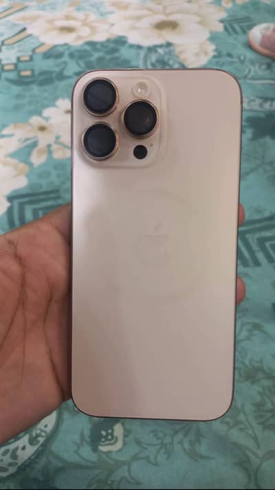 Apple iPhone 16 Pro Max jv 99 health  123 cycle 10/10 condetion box