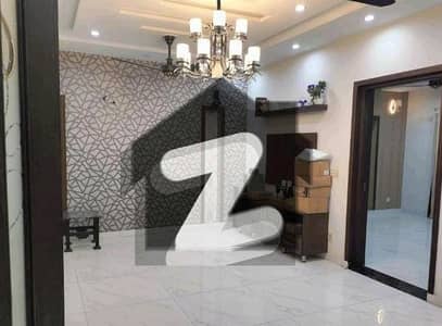 Vip 10 Marla Semi Furnished Portion Available For Rent In Bahria Town Lahore