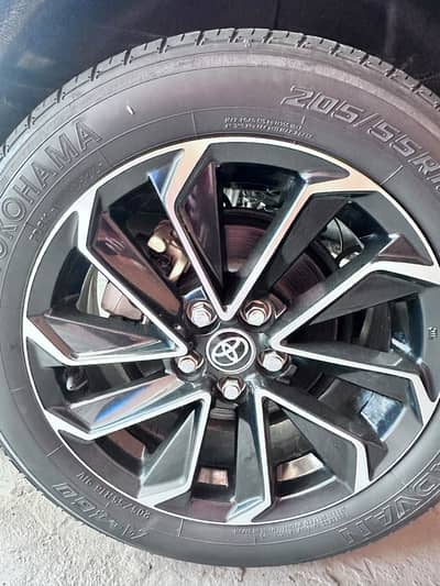 Toyota Altis Grande 2023