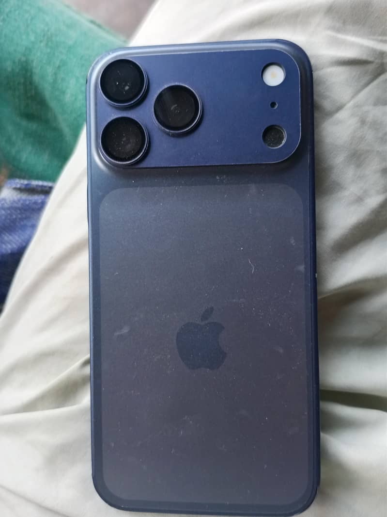 Apple iPhone 14 Pro Max 3