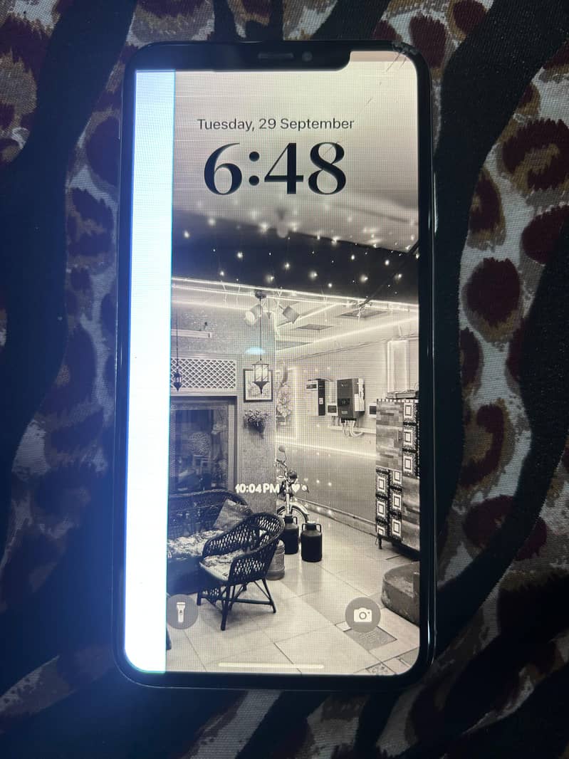 Apple iPhone XS Max 1