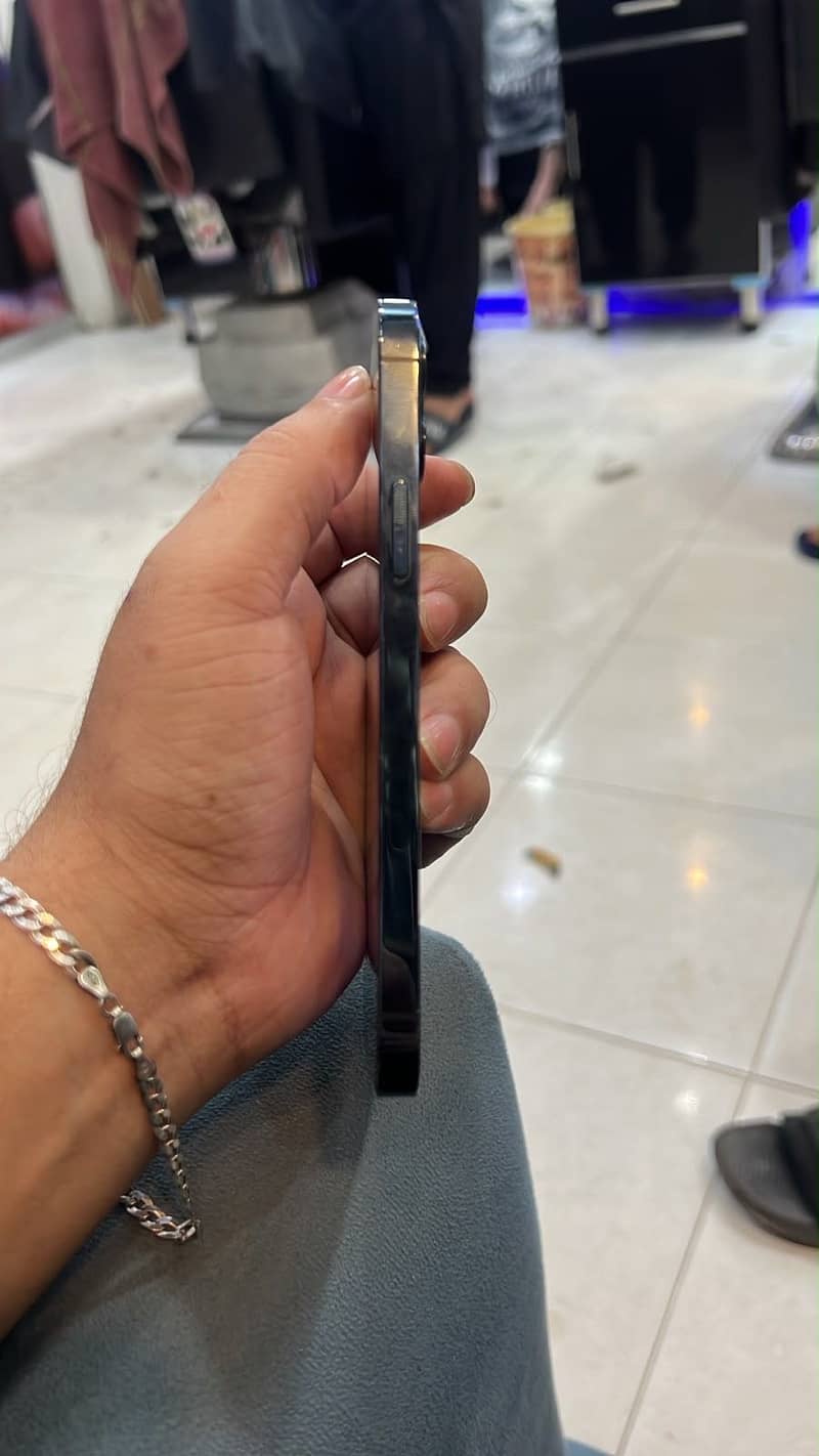 Apple iPhone 12 Pro 0
