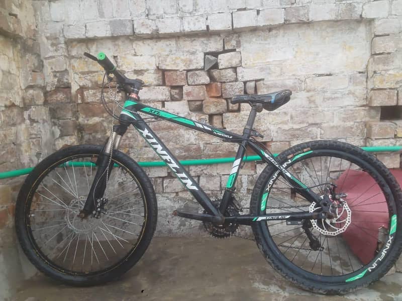 mountain cycle . 0