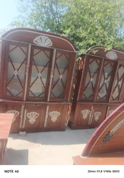 2 furniture set sel . condtion  9\10