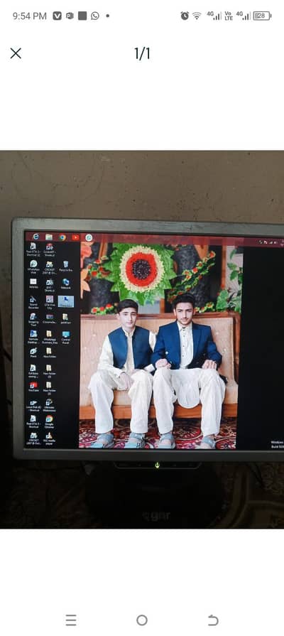 Dell PC 4GB RAM - Windows 8 - Dual Core - Urgent Sale
