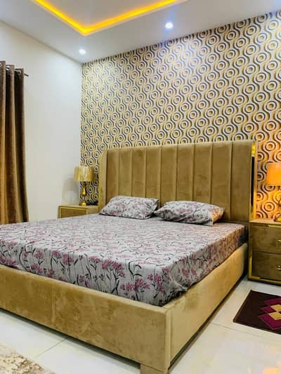 Vip 10 Marla Luxury Furnished Lower Portion Available For Rent In Bahria Town Lahore