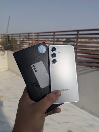 Samsung Mobile S24