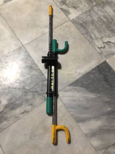U-Shape cross cylinder steering wheel lock