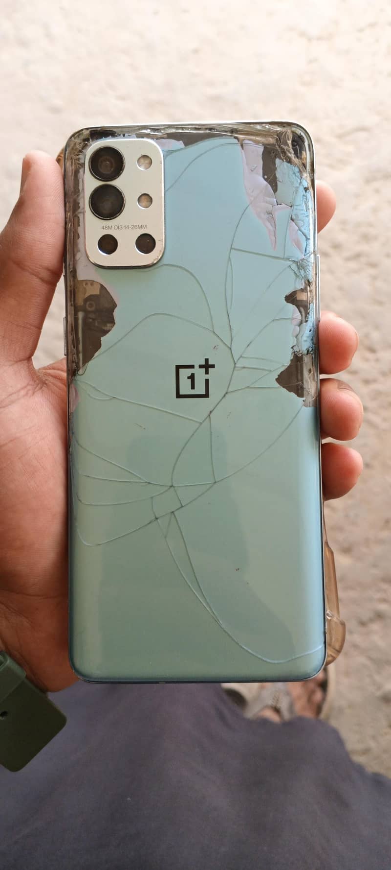 One Plus 9R 2
