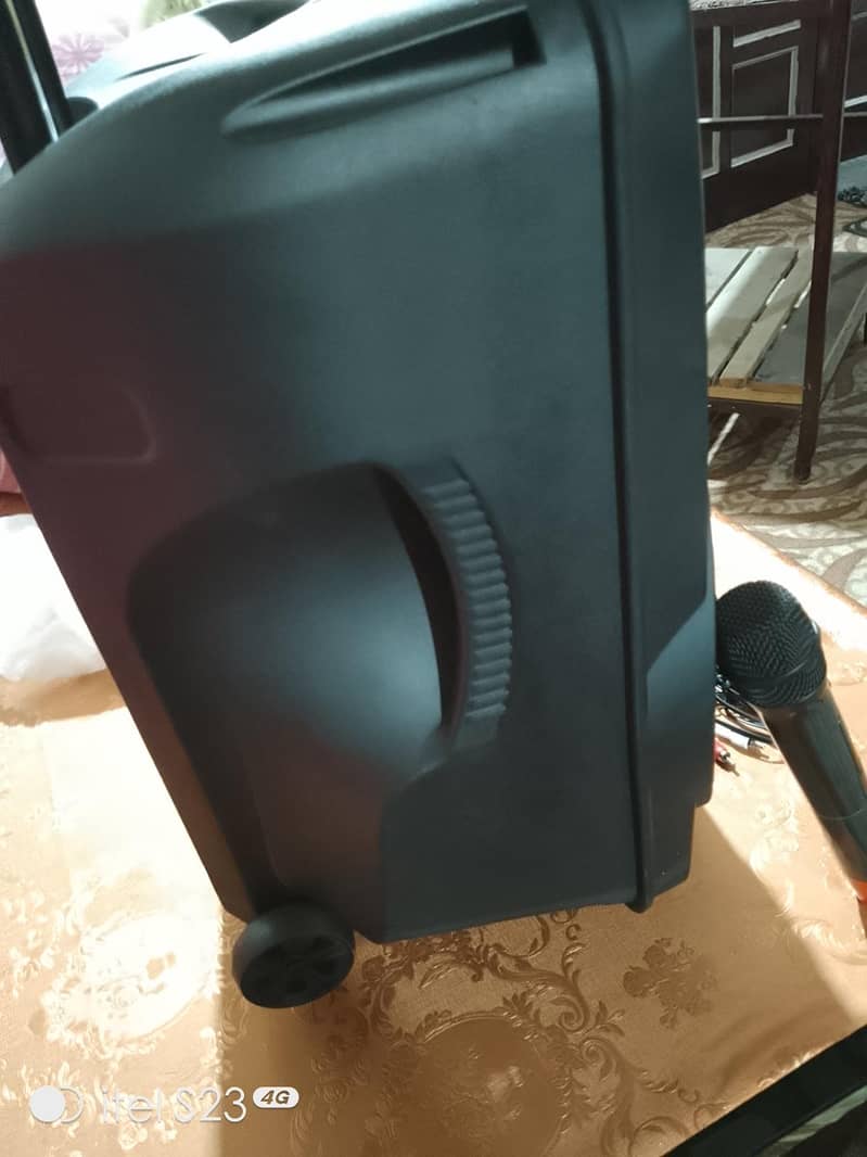 Audionic M. H 30 2