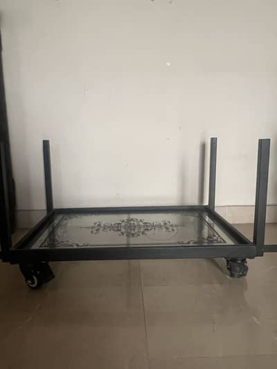 MOVING TABLE