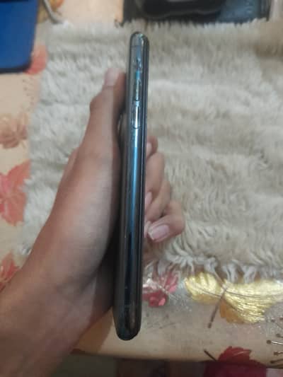 Apple iPhone 11 Pro