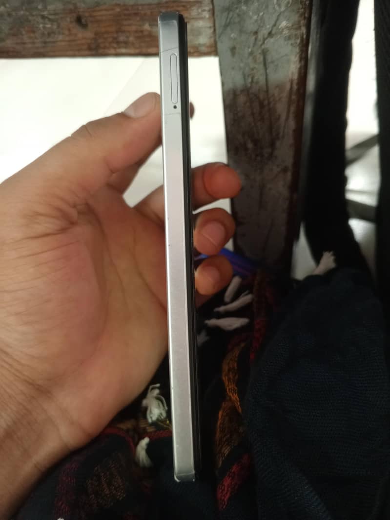 Tecno Spark 20C 4