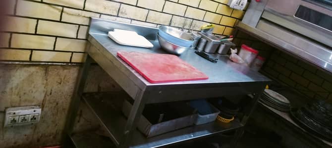 complete fast food restaurant equipment and machinery for urgent sale