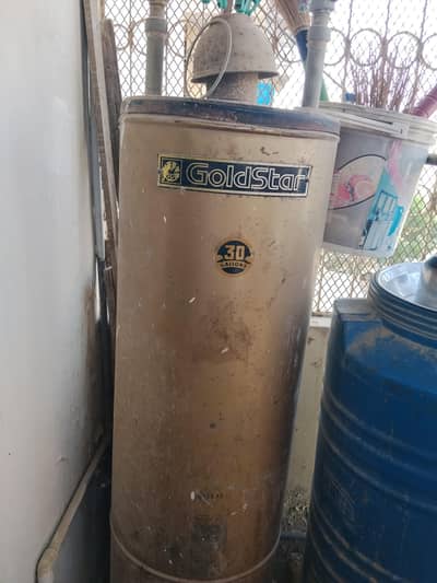 Old Geyser for Sale 30 Gallons