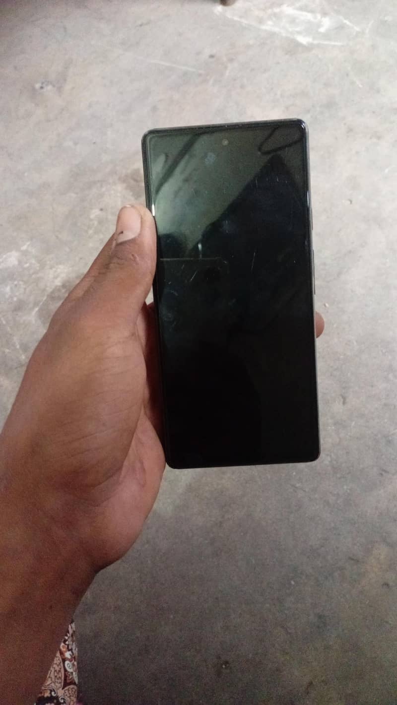 Google Pixel 6a 5