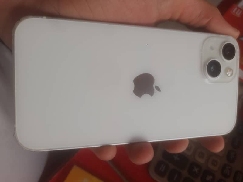 Apple iPhone 13 0