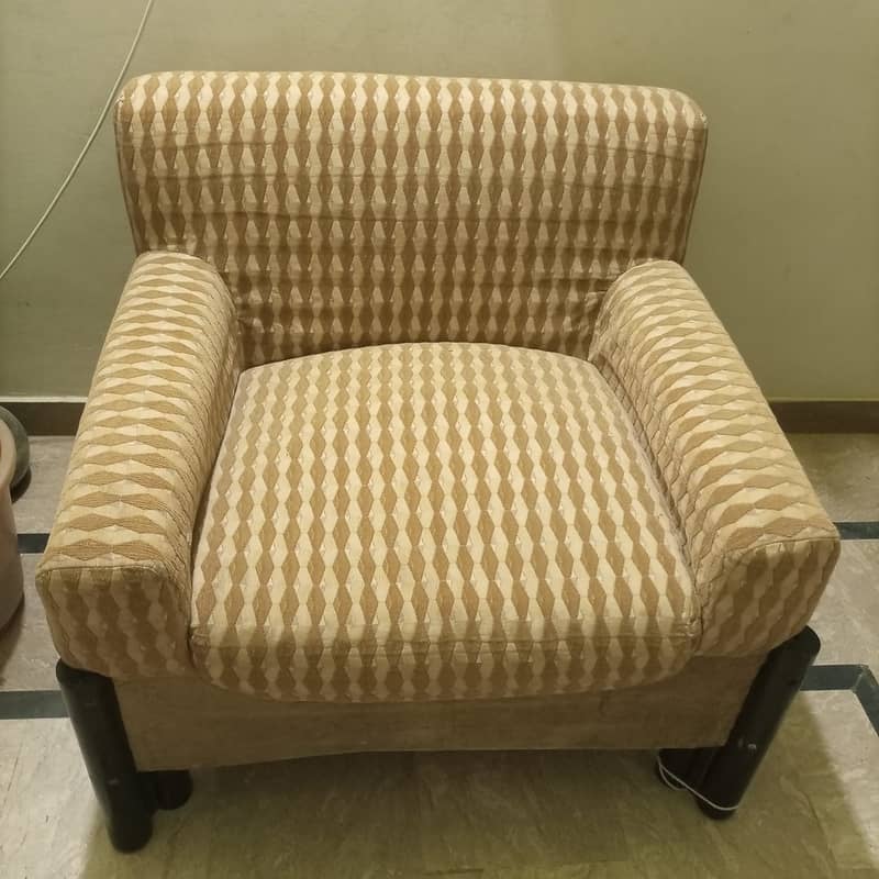 5 Seater sofa 0