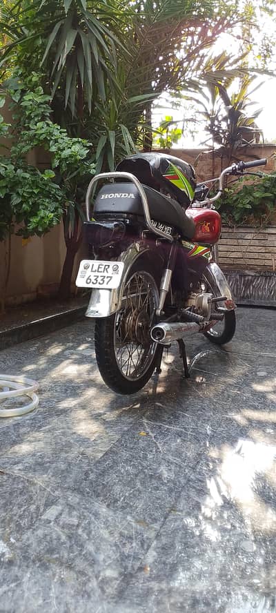 HONDA CD 70 BLACK 10/10 CONDITION READY TO SALE