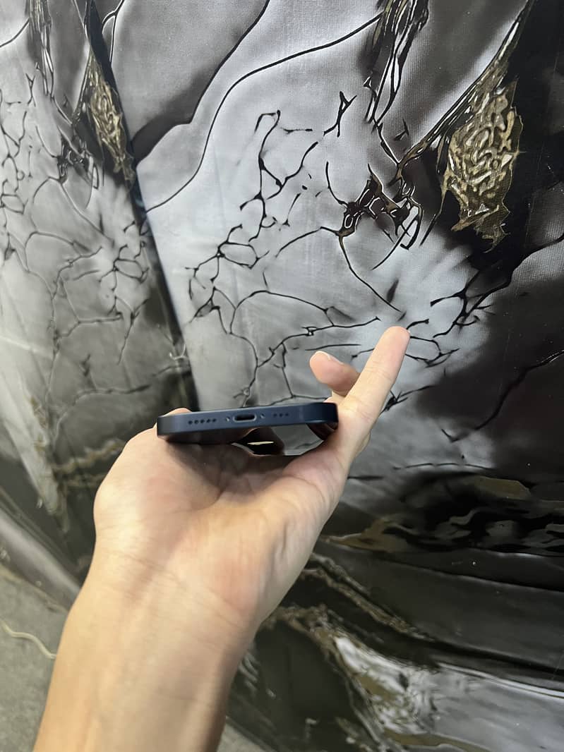 iPhone 14 Jv 3