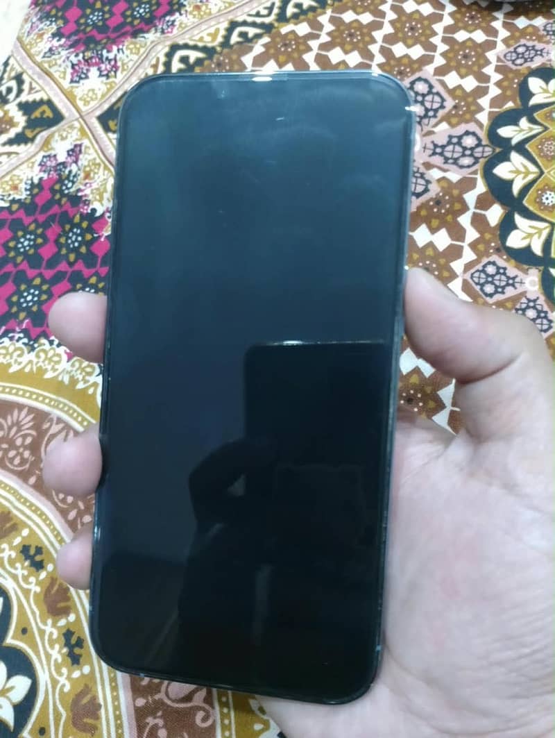 Apple iPhone 13 Pro 4