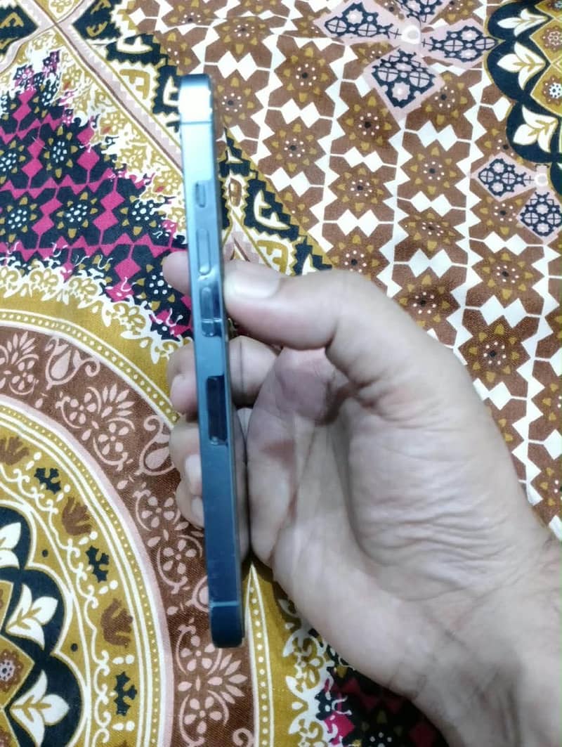 Apple iPhone 13 Pro 5