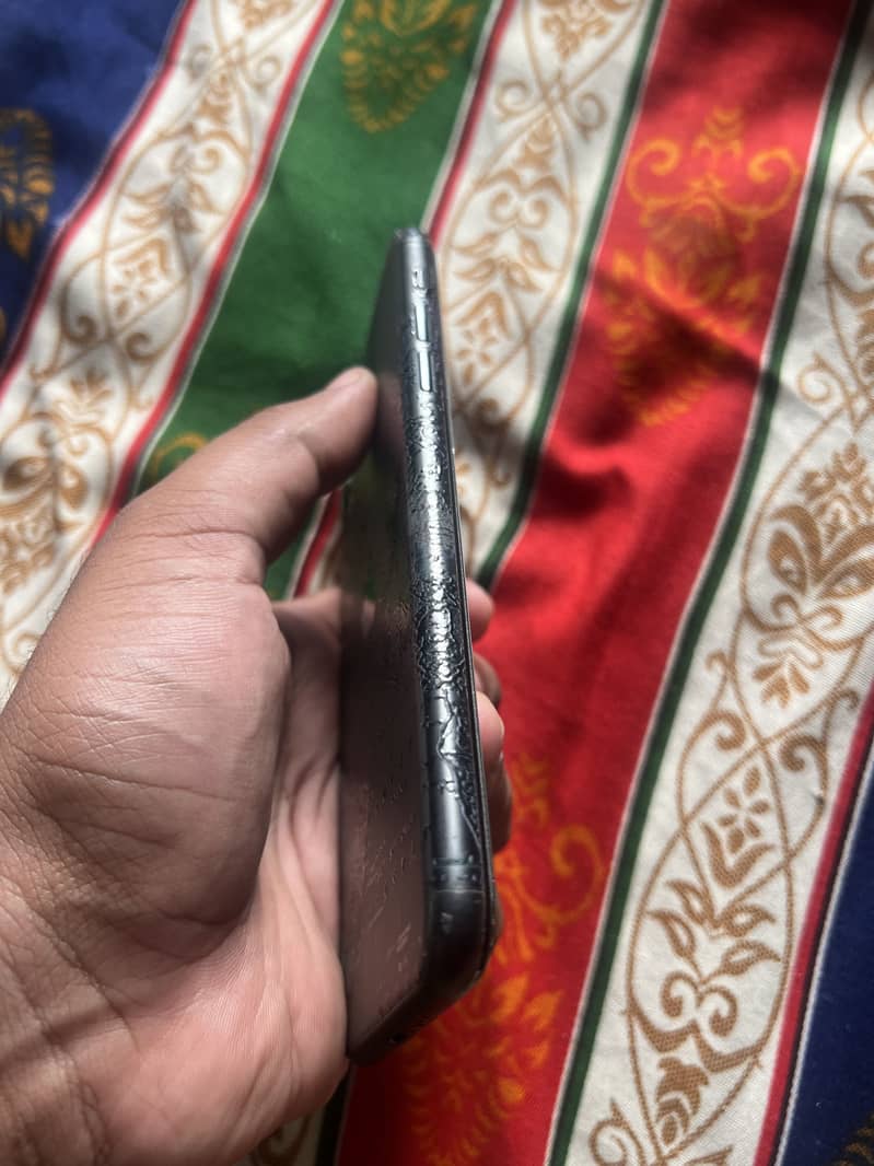 Apple iPhone 11 Pro Max 1