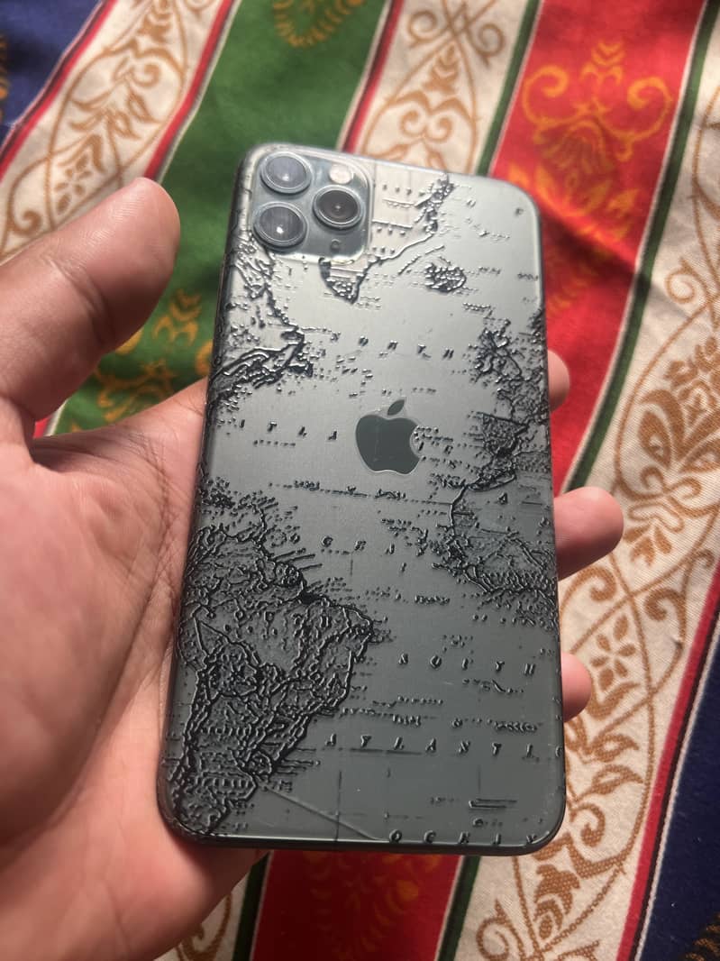 Apple iPhone 11 Pro Max 7