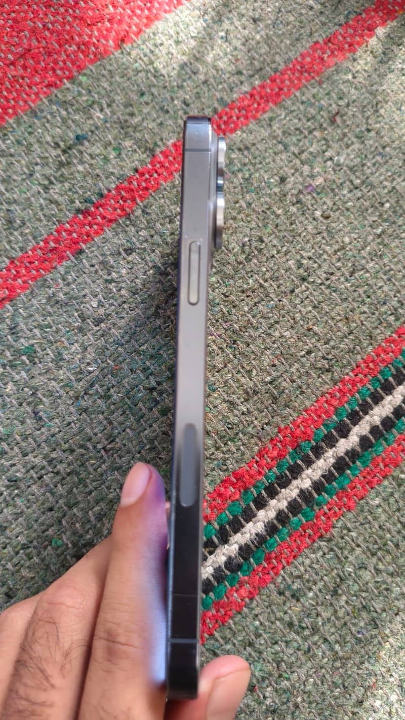 Apple iPhone 13 Pro Max 5