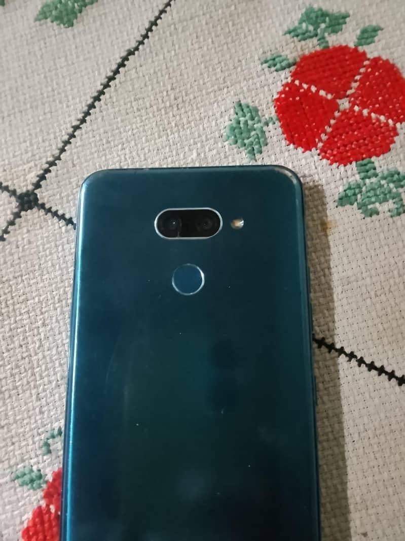 LG K50 3