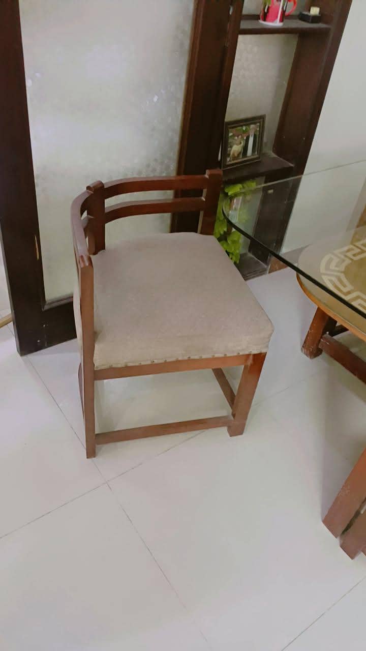 6 Seater Dining Table 3