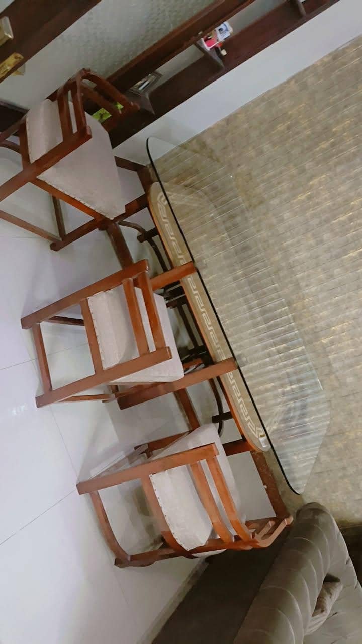6 Seater Dining Table 4