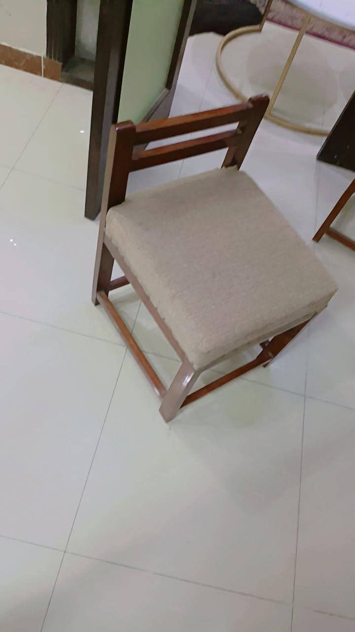 6 Seater Dining Table 5