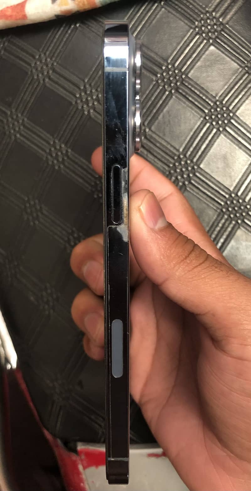 Apple iPhone 13 Pro Max with box 2