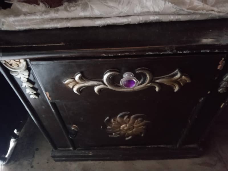 Full size Bed 2
