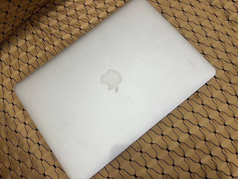 MacBook Air 2015 0